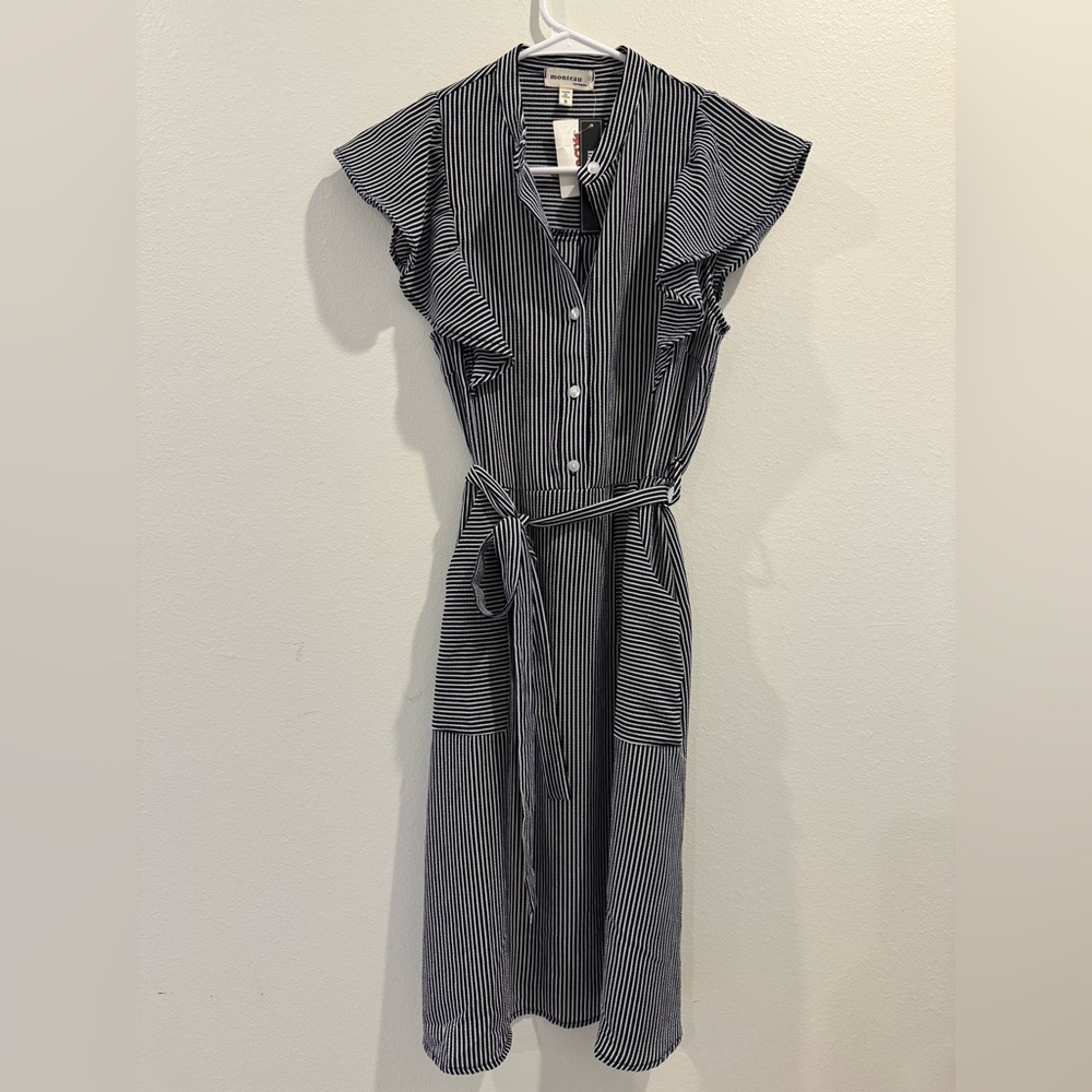 Black and white striped dress with pockets and tie waist. NWT
